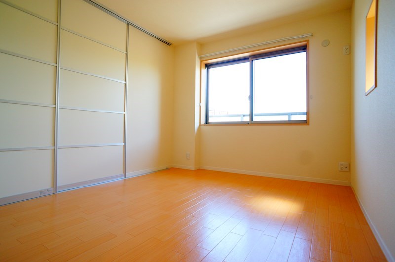 フェリシアガーデン ベッドルーム