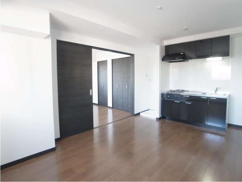 クレスト・ソナ リビング