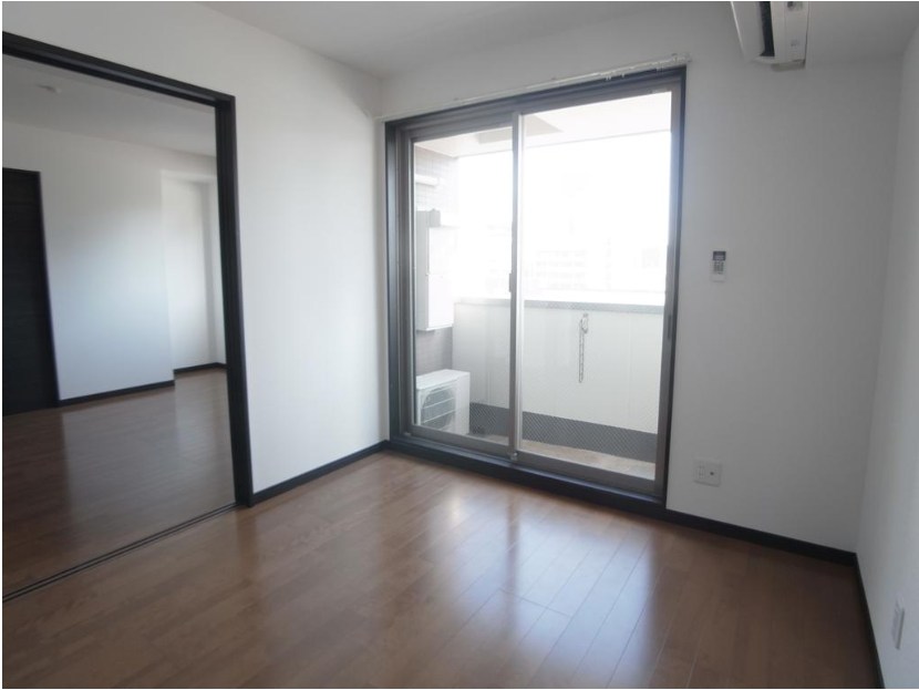 クレスト・ソナ ベッドルーム