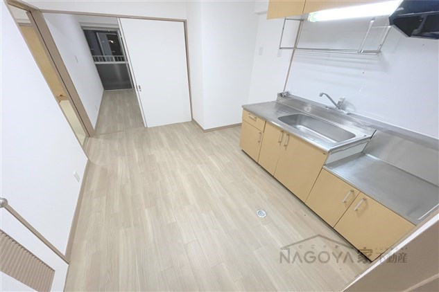 フラット内山 リビング