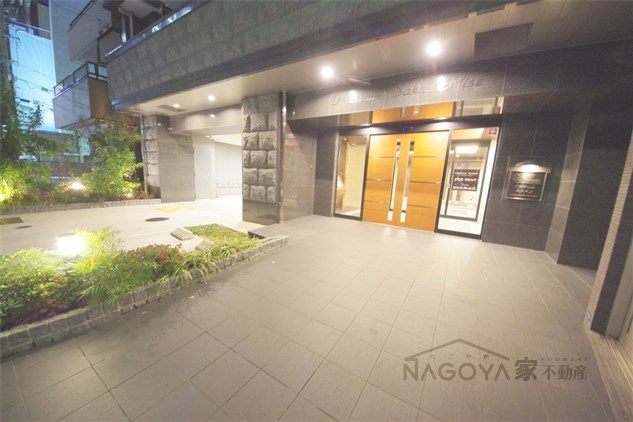 プレサンス栄ライズ その他外観1