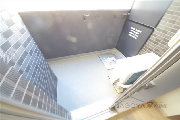 プレサンス栄ライズ ベランダ