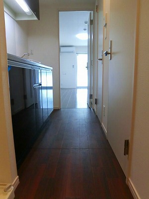 リブリ・FEEL-M湘南Ⅱ 玄関