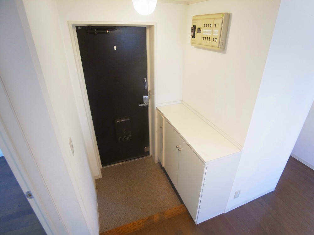 ラフィーヌ・ショコラ 玄関