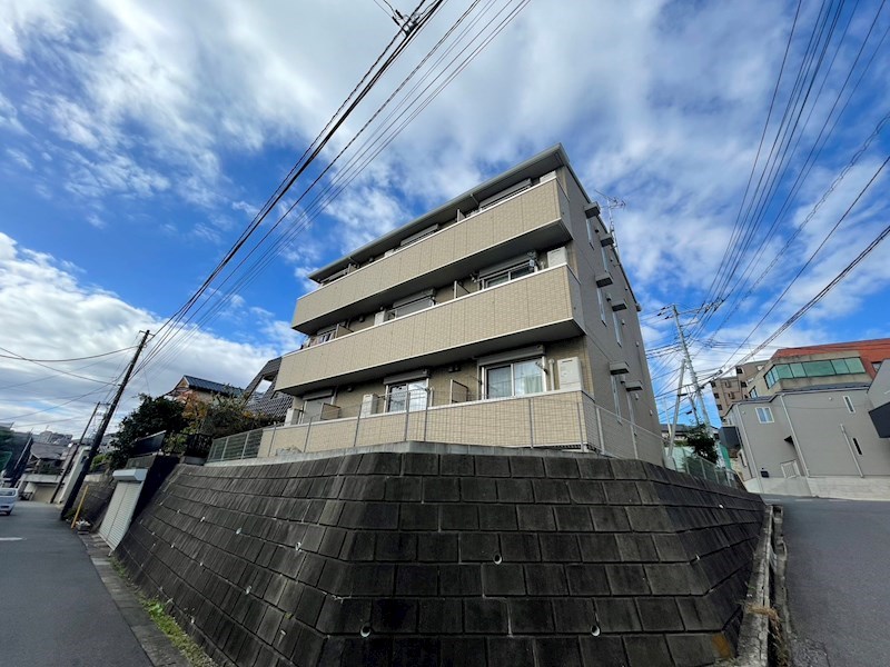 メゾンド　ベリタス  102号室 外観