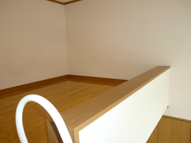 ヴィーヴル中原 その他