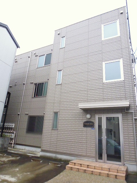 グランエール 外観