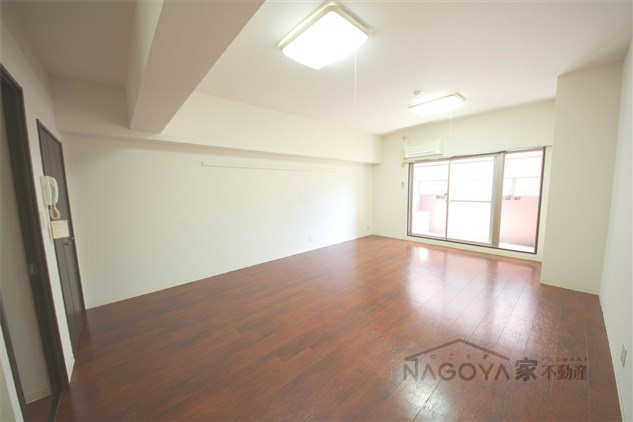 ビ・アバンス リビング