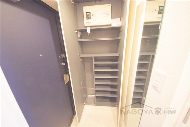 プレサンス覚王山Ｄ－ｓｔｙｌｅⅡ 玄関