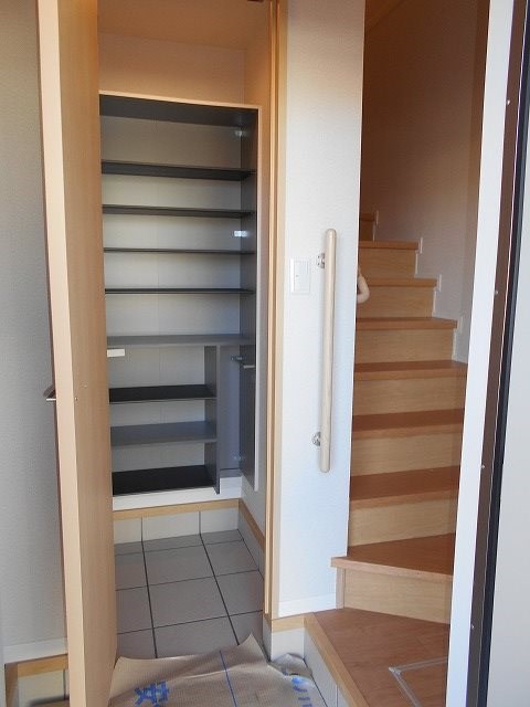 コージーコートA 玄関