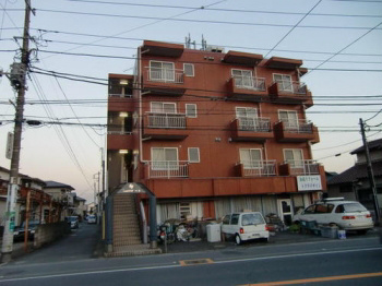 フレンドポート平塚第一 202号室 外観