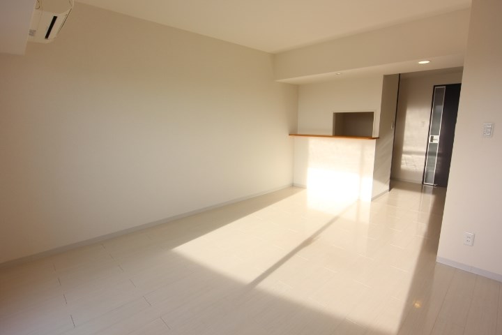 デコール神戸Ⅱ リビング