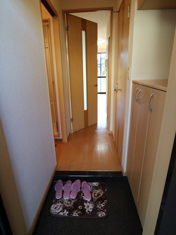 フトゥーロべネスタンテ 玄関