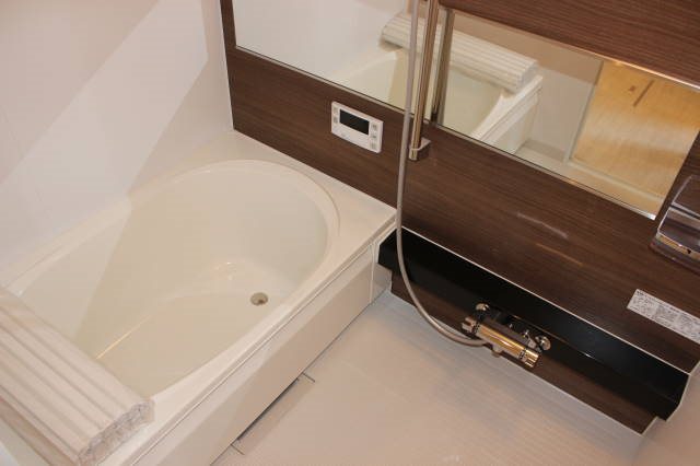 TYR楽々園 風呂画像