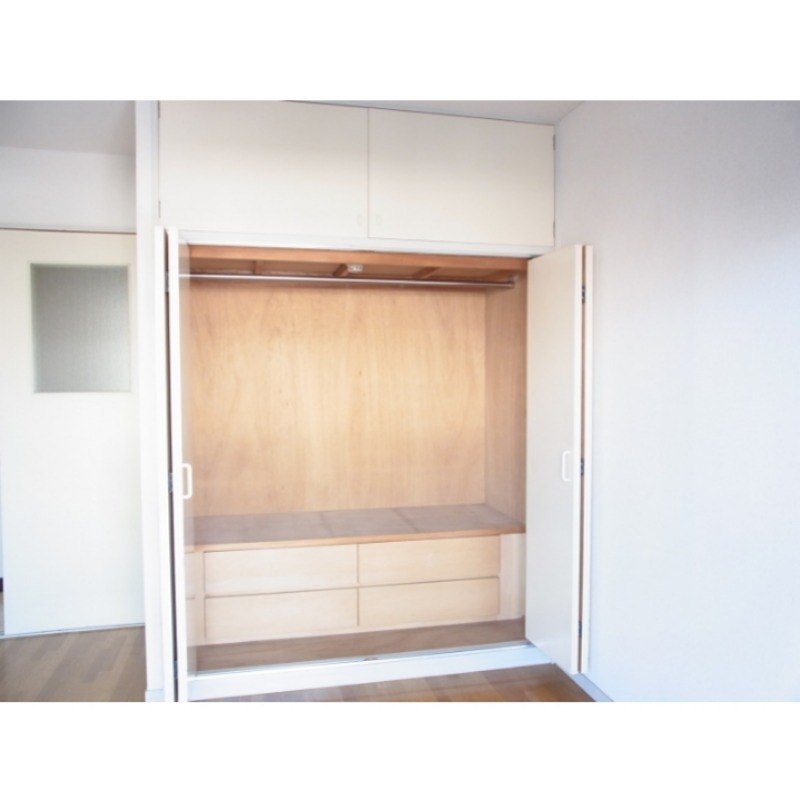 コーシュービル88 収納