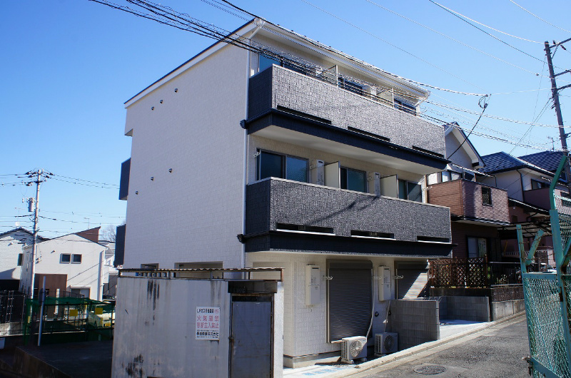 Live　flat 301号室 外観