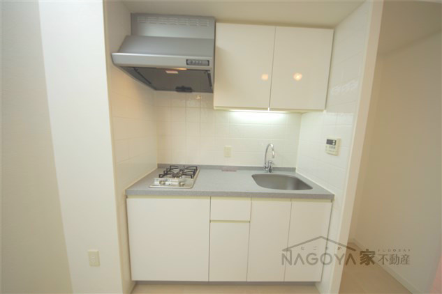 グラン・アベニュー栄 キッチン