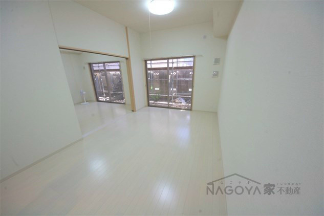 stage本山 リビング