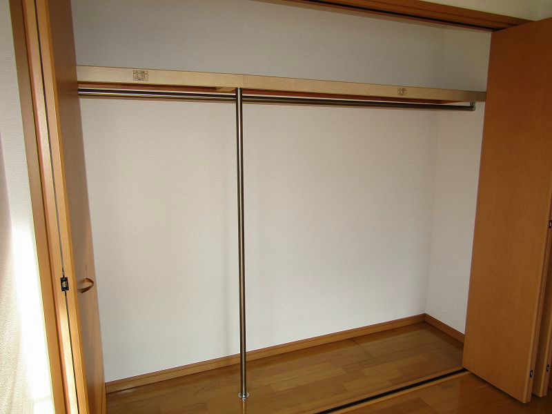 ウエストパレスK 収納