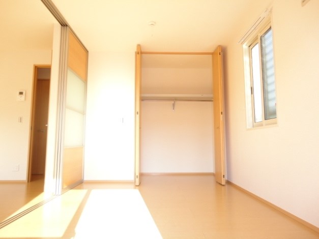 サンハイツ　B棟 ベッドルーム