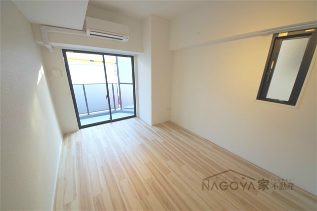 スリーアイランドタワー千種 リビング