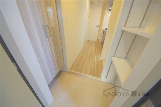 スリーアイランドタワー千種 玄関