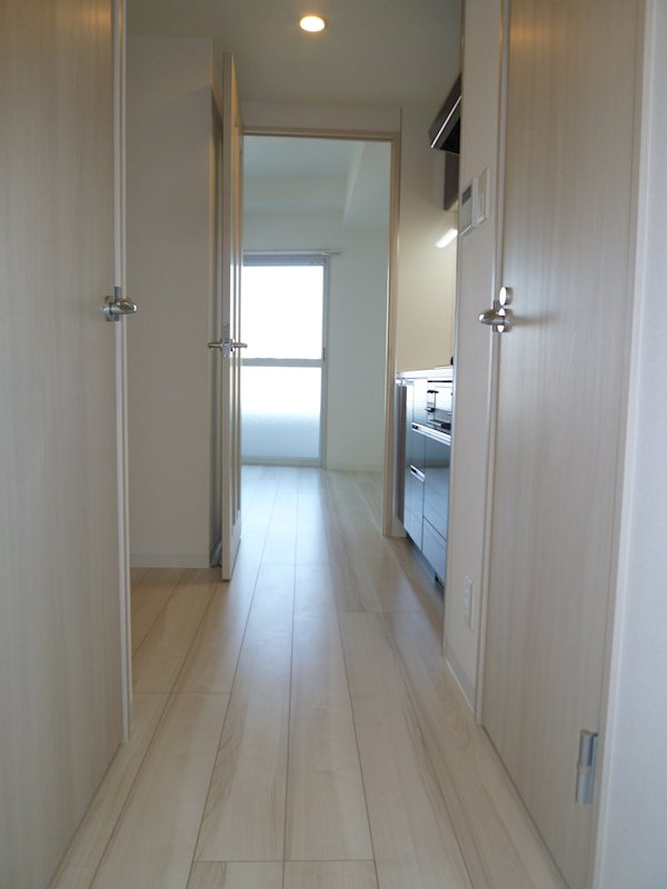 ヴィルヌーブ白楽 玄関