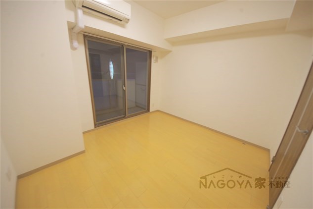 Z･R名駅 リビング