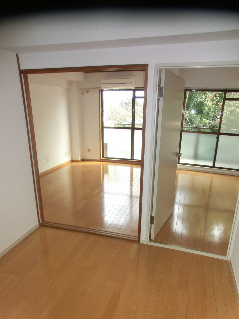 テラス桜丘 玄関