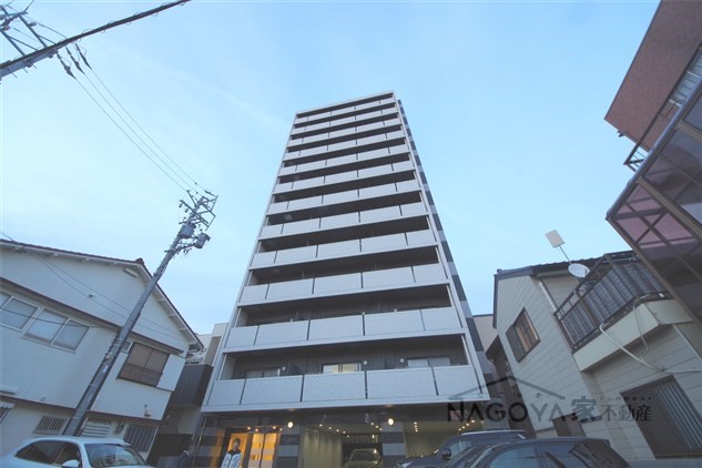 GRANDUKE新栄 外観写真