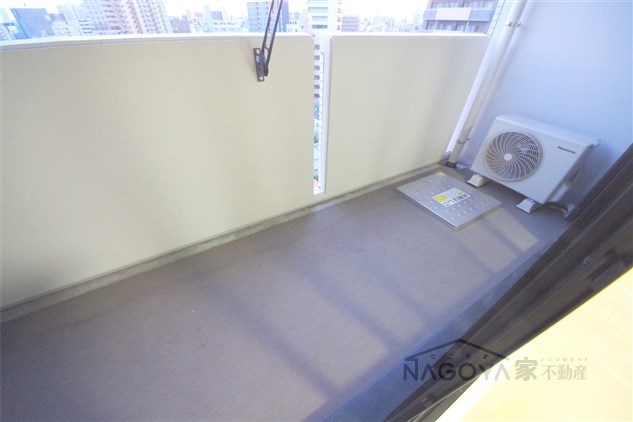 GRANDUKE新栄 ベランダ