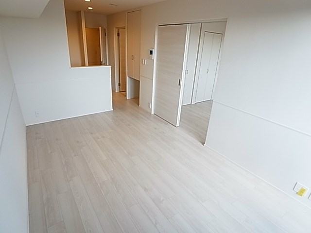 グランツ鎌ヶ谷ＷＥＳＴ リビング