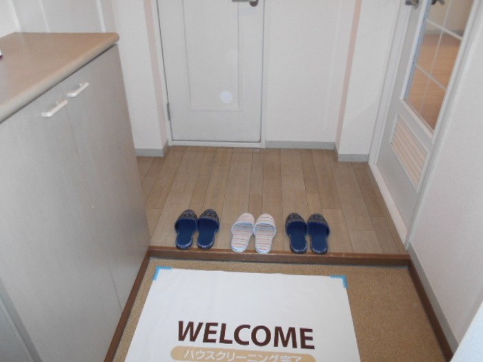 サニーハイツ 玄関