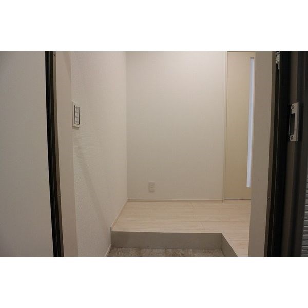 GRANDTIC平安通 玄関