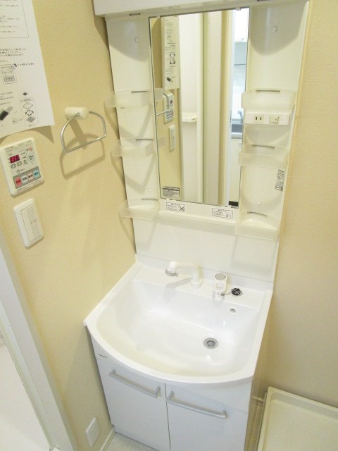 MARUMO COURT Ⅰ 玄関