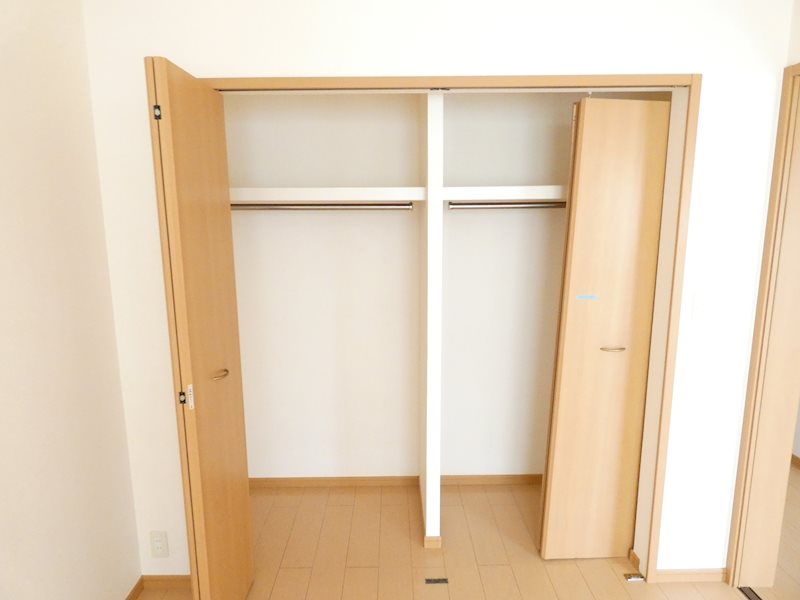 サニーパレス 収納