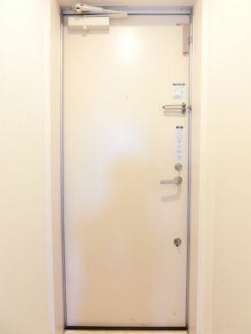 リブリ・ブランドール湘南台 玄関