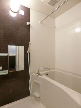 リブリ・ブランドール湘南台 風呂画像