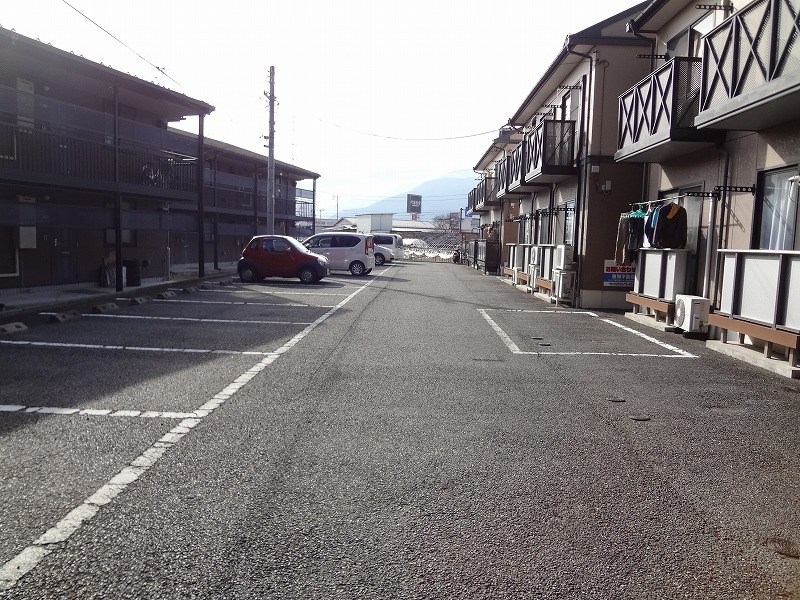 フレグランスヴィラ Ａ棟 駐車場
