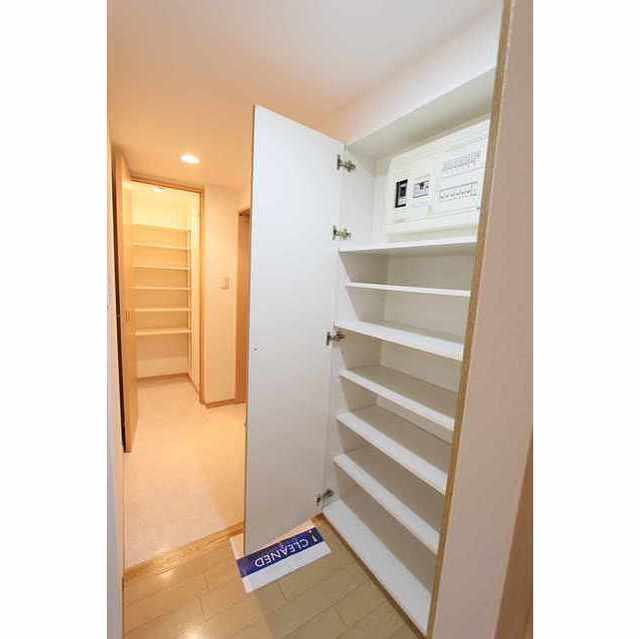 ＫＤＸレジデンス成城 玄関