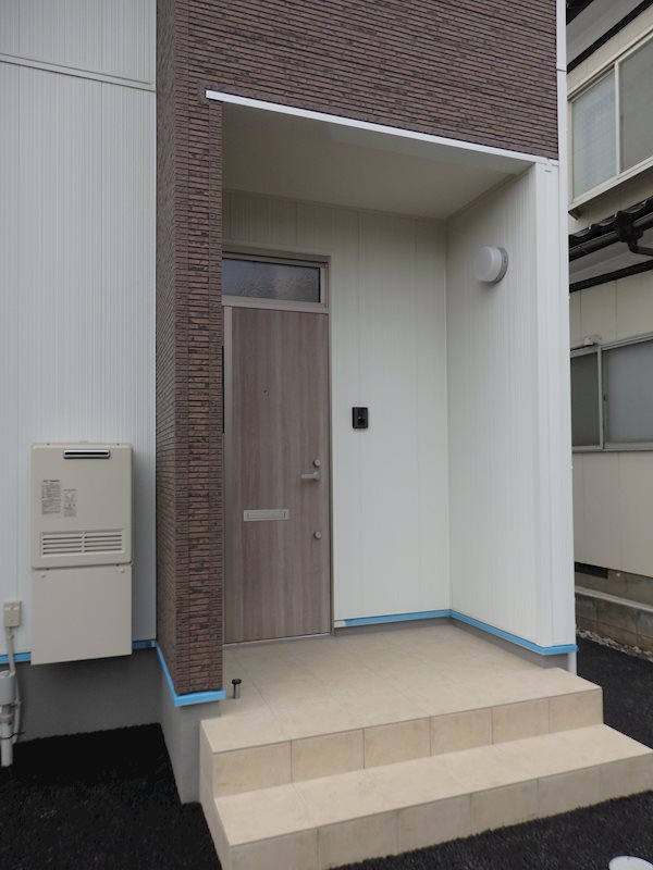 カスタムメゾン亀ヶ崎 玄関