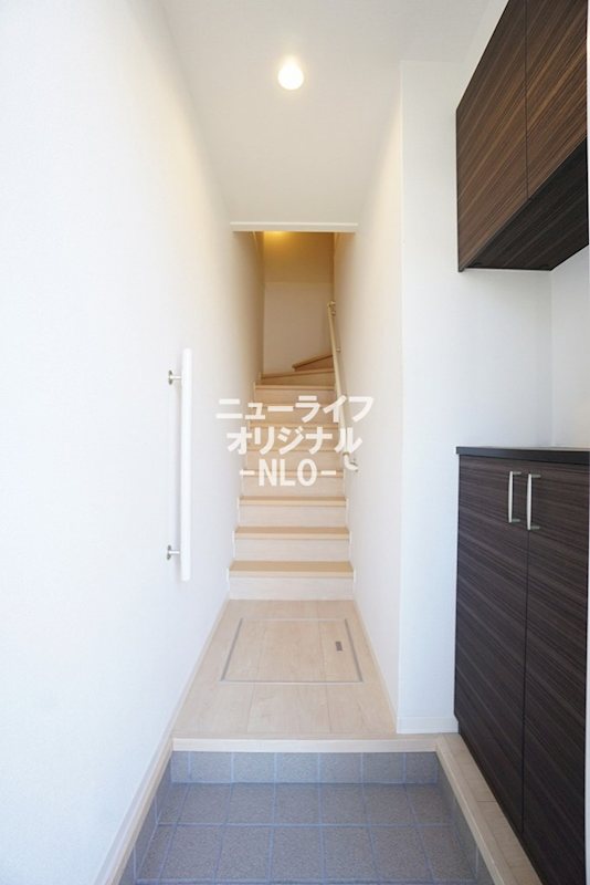 ヴィラ　３ 玄関