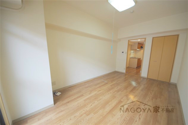 ソレアード関戸 リビング