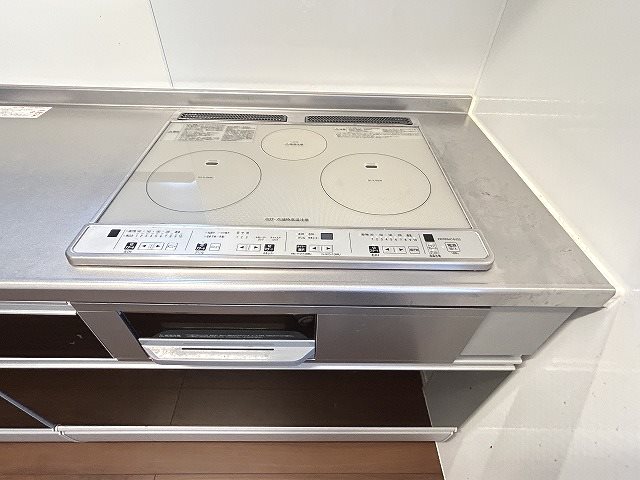 アヴェニールC キッチン