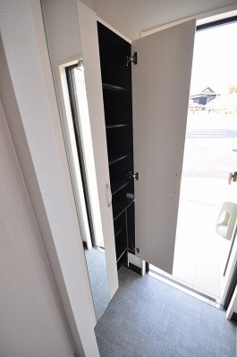 プランドール　B棟 玄関