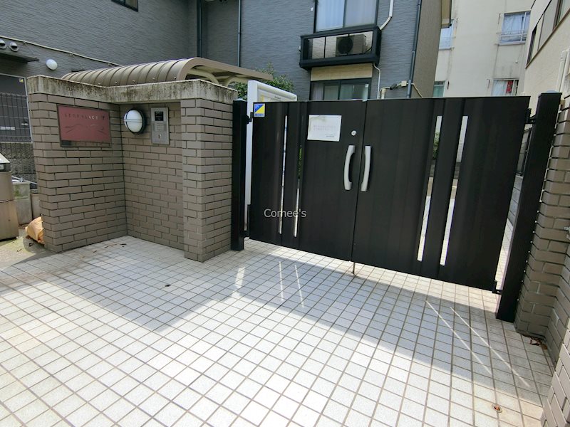 大森 エントランス