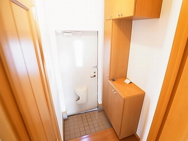 カーサ初石 玄関