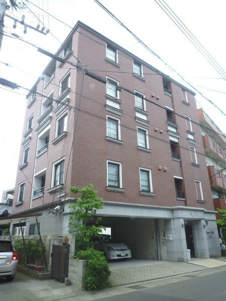 クローバーホフ 外観