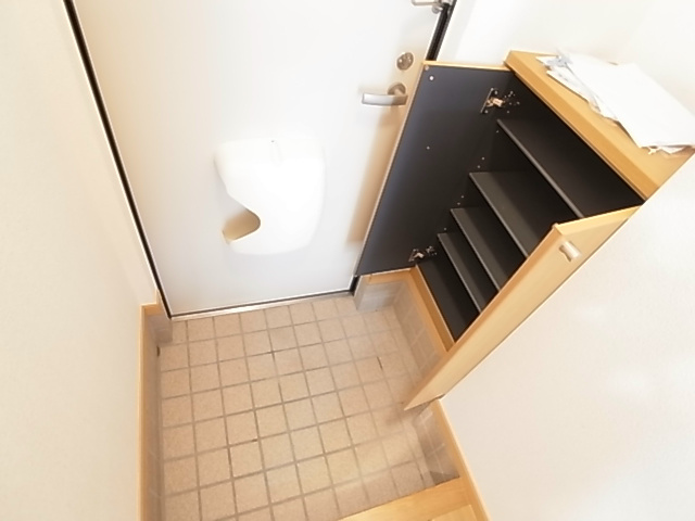 プロスパ  玄関