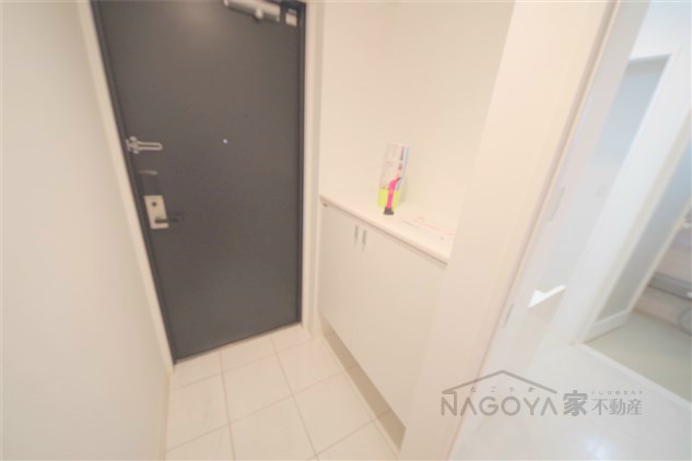 プロシード新瑞橋 玄関